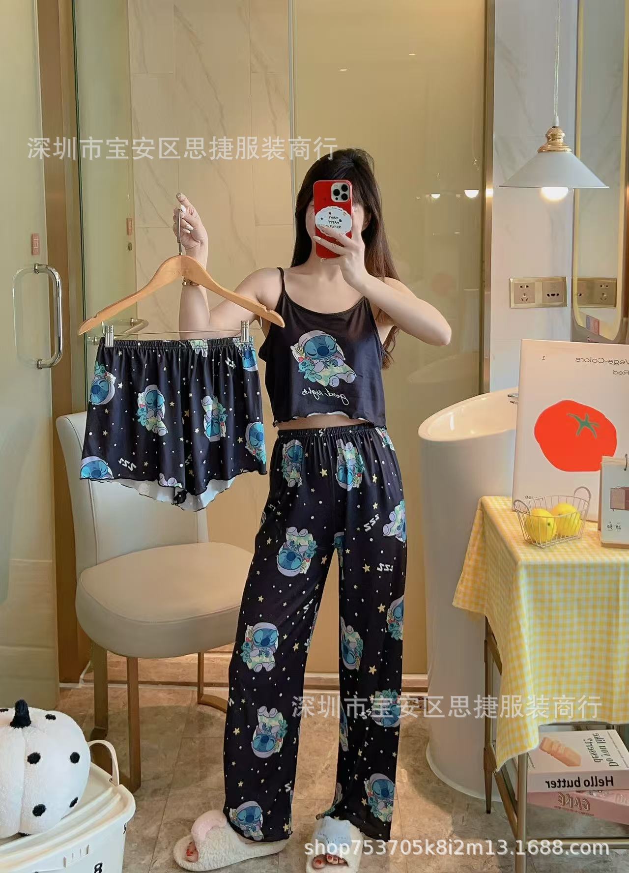 2e858344-3c63-4d44-b7b8-e5257ff35865